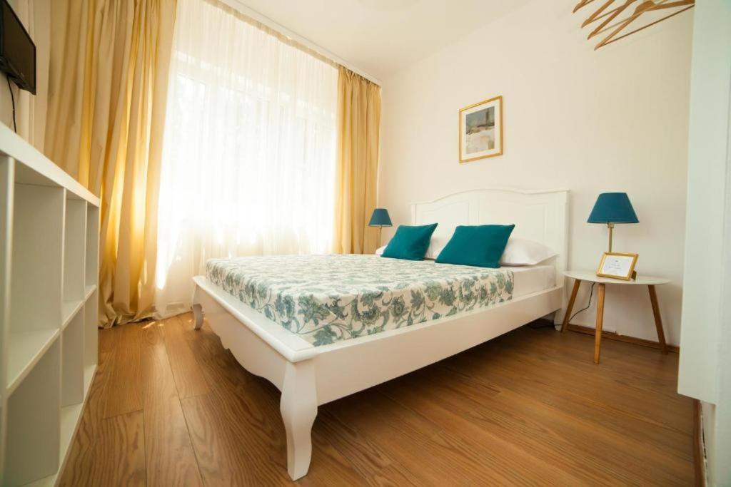 Guesthouse Smart Bucharest Exterior photo